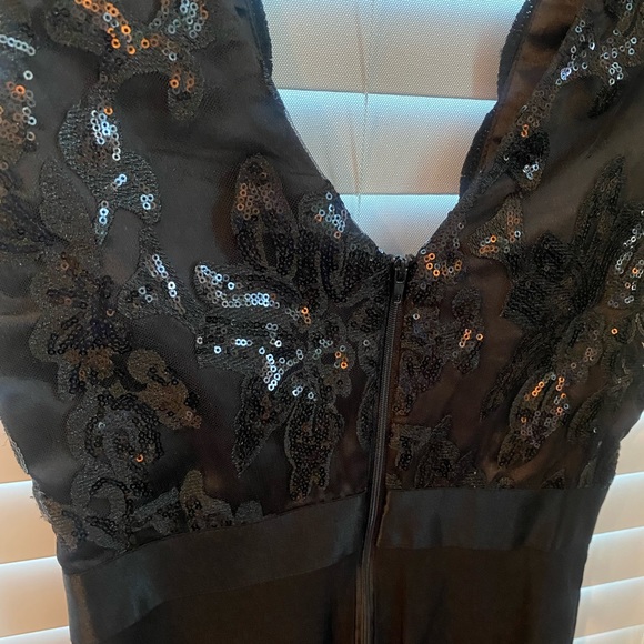 Goddiva London Dress - Picture 4 of 11